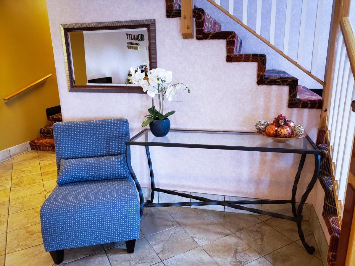 Hotel Quality & - Hazel Dell 2*