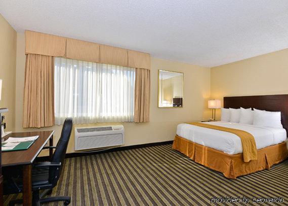 Quality & - Hazel Dell Hotel