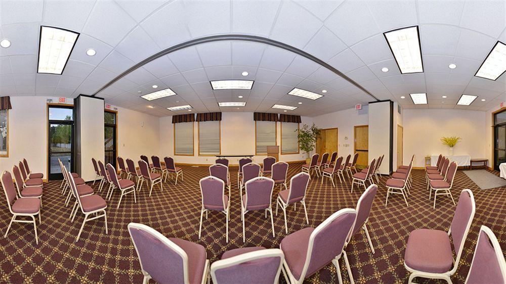 Quality & - Hazel Dell Hotel 2*