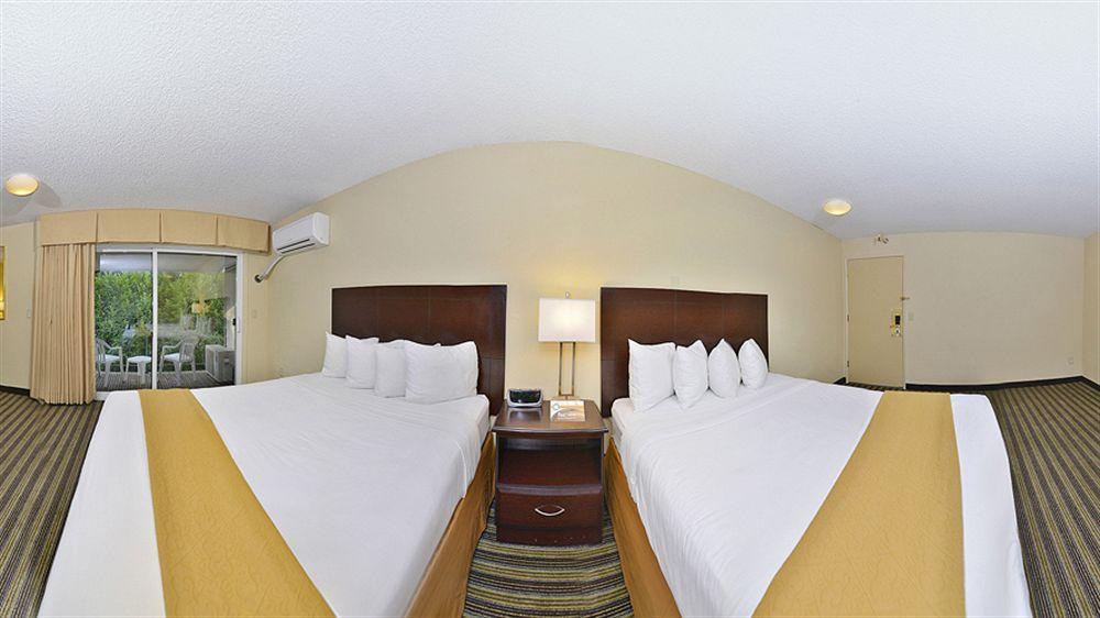 Quality & - Hazel Dell Hotel