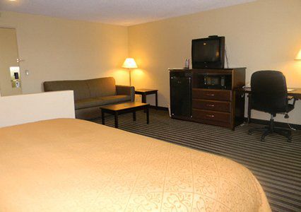 Quality & - Hazel Dell Hotel 2*
