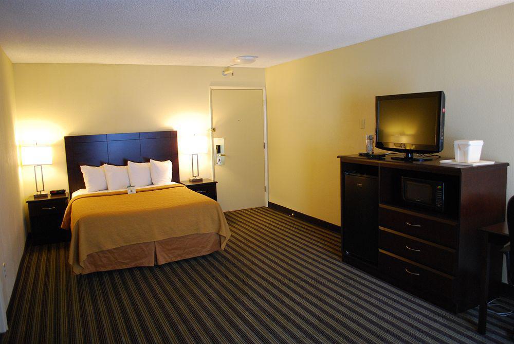Quality & - Hazel Dell 2* Vancouver