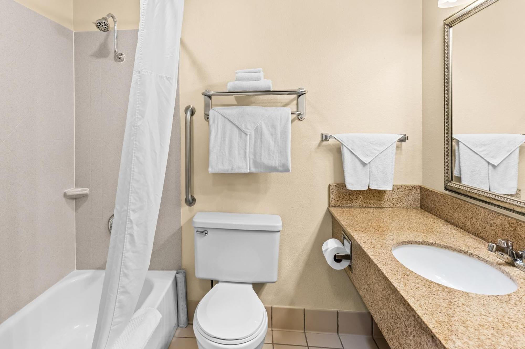 Hotel Quality & - Hazel Dell Vancouver